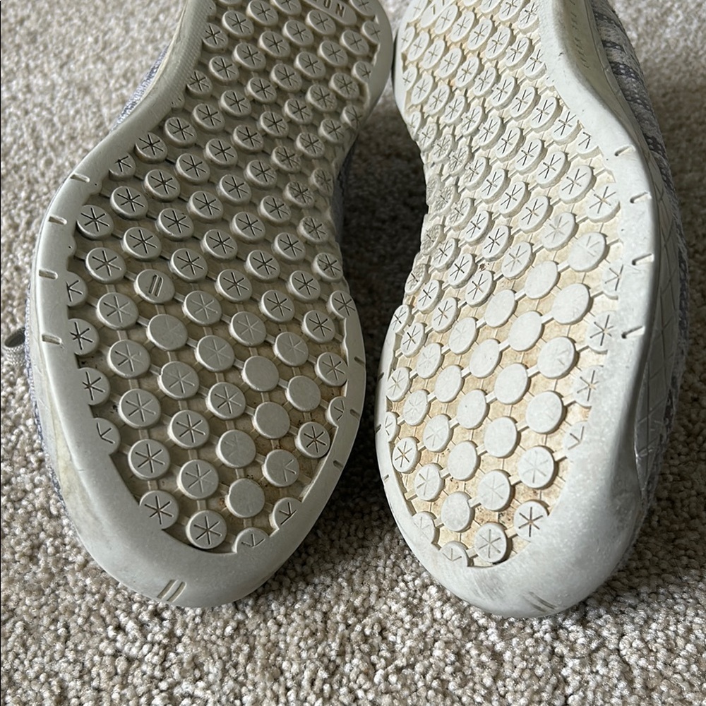*SOLD* NOBULL Gray Striped Sneakers - Picture 4 of 7